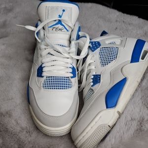 Military blue 4s